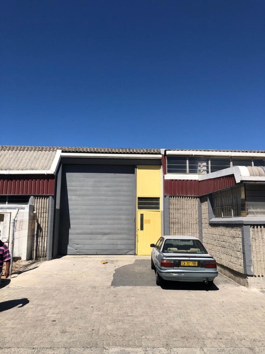 To Let Commercial Property for Rent in Retreat Western Cape